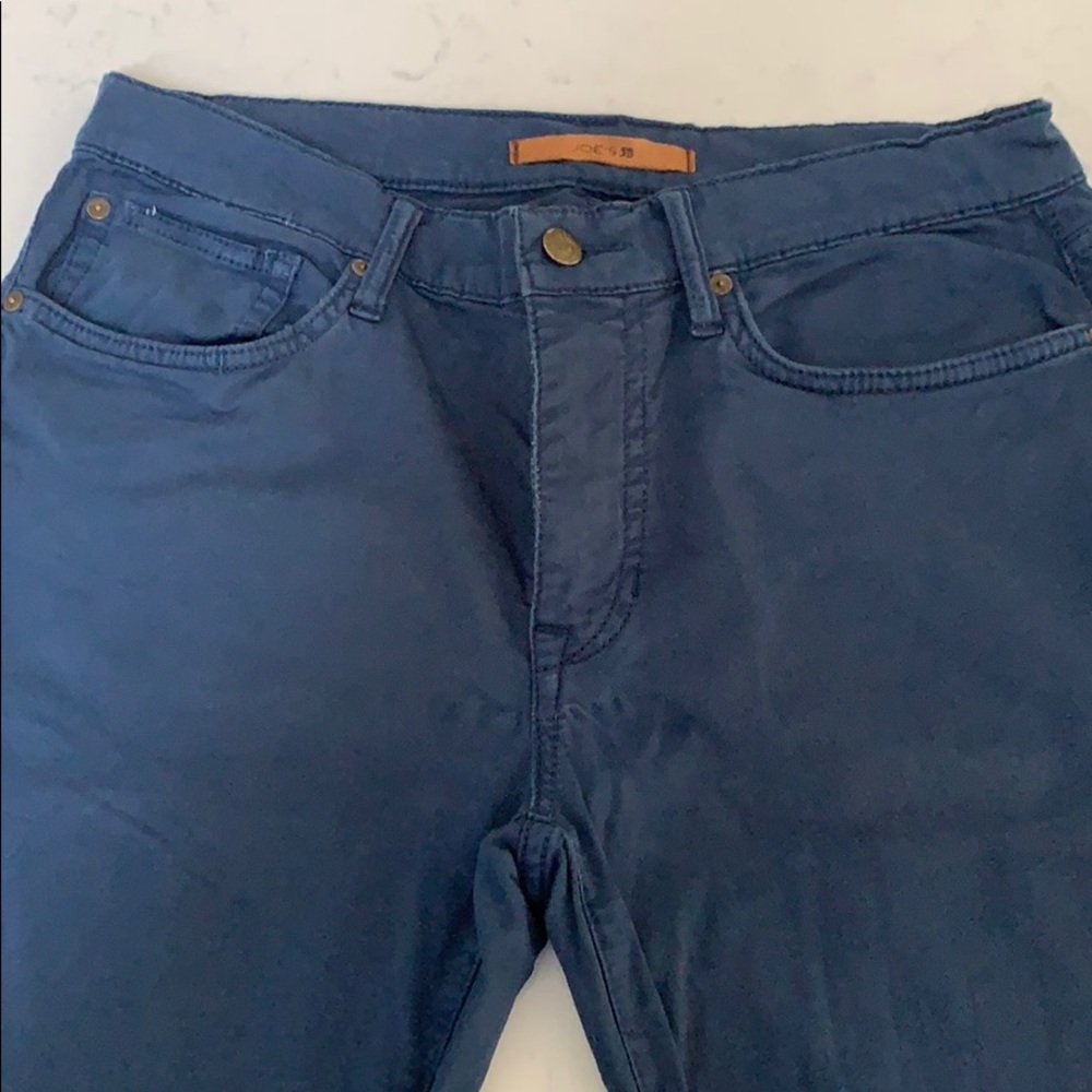 Joe’s Jeans straight and narrow men’s 32” waist.